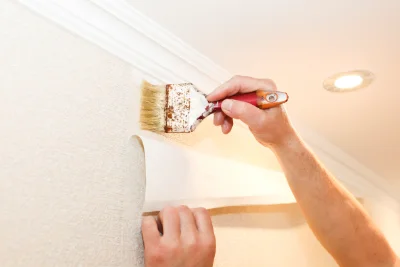 Pose de papier peint à Charre — revêtements muraux et toiles de verre